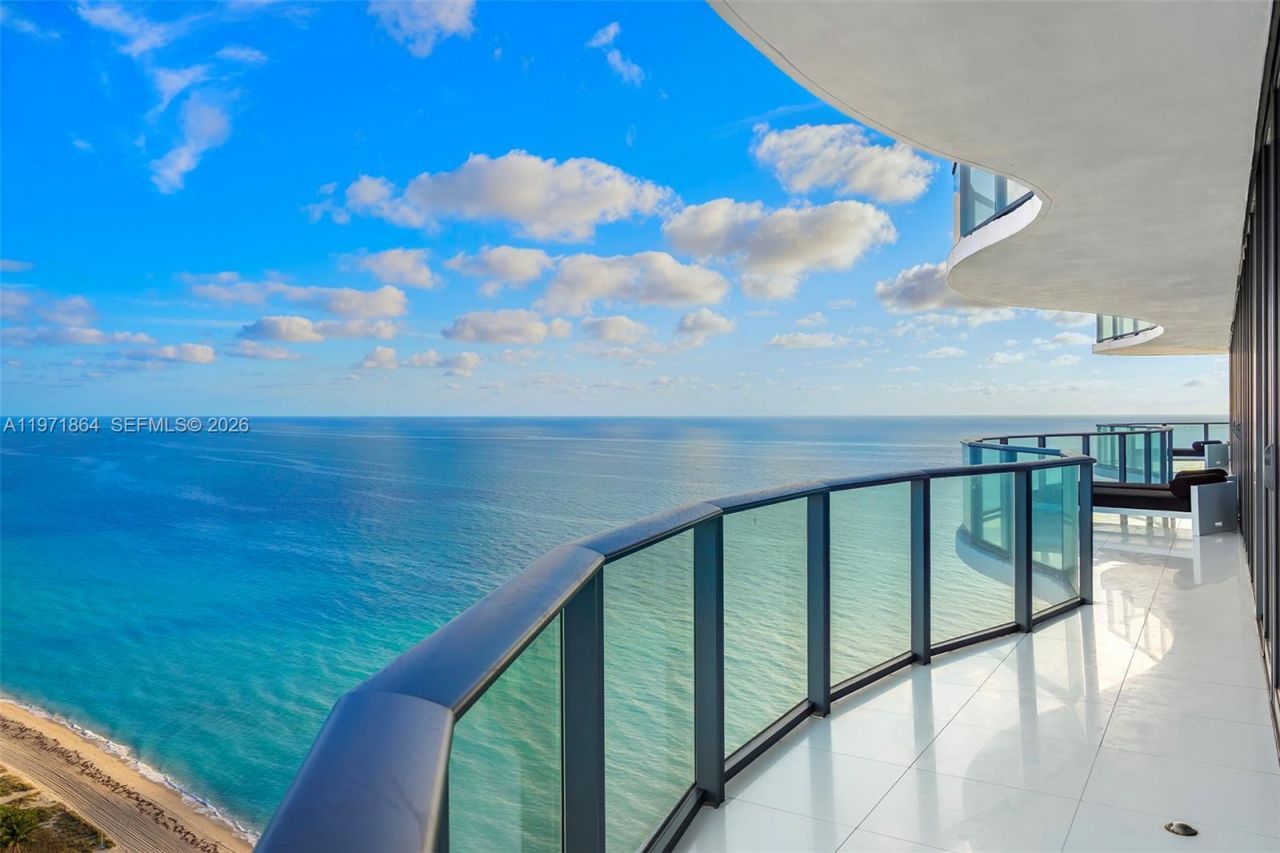 19575 Collins Ave, Unit 30, Sunny Isles Beach, FL 33160 Photo