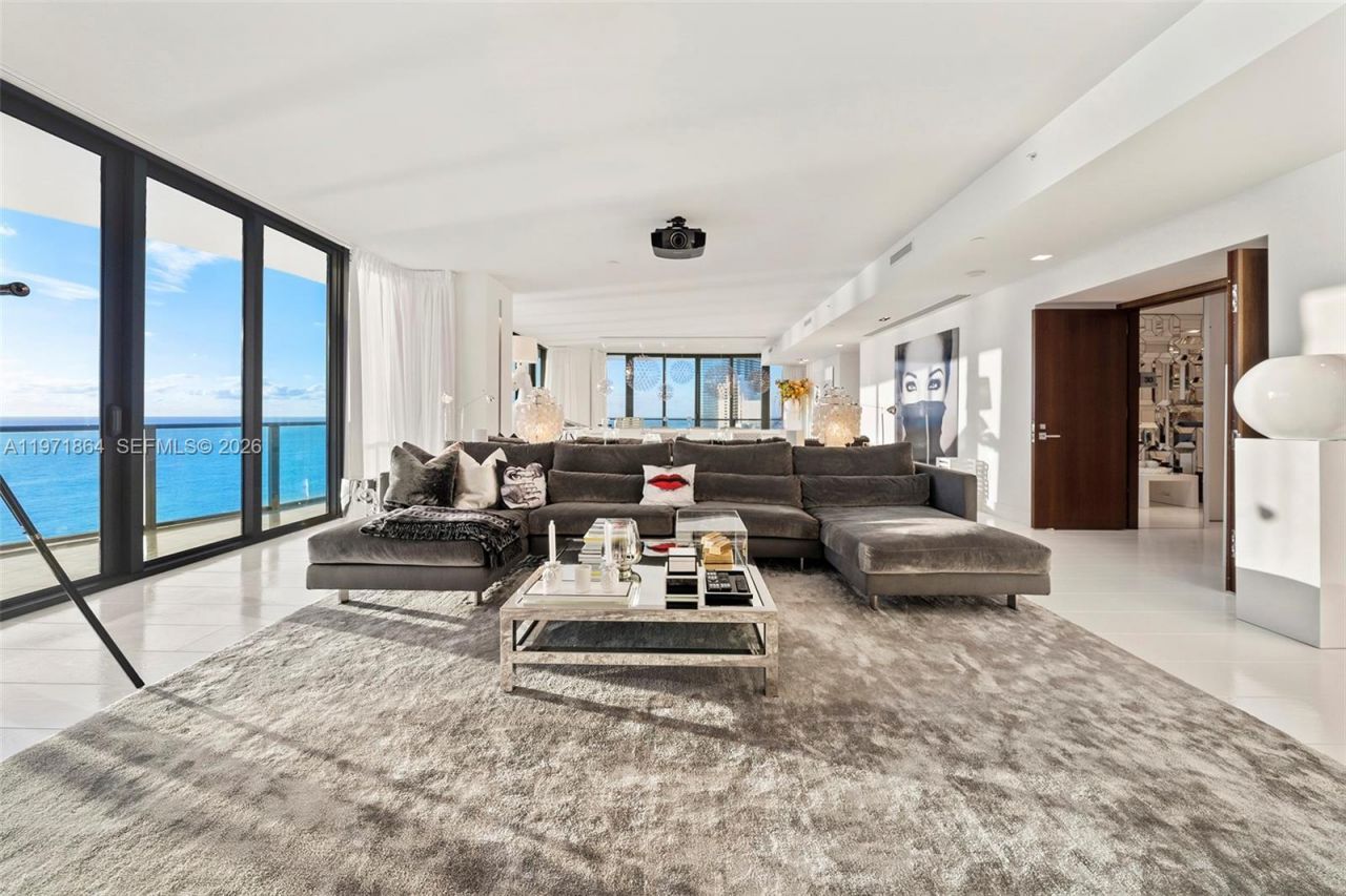 19575 Collins Ave, Unit 30, Sunny Isles Beach, FL 33160 Photo