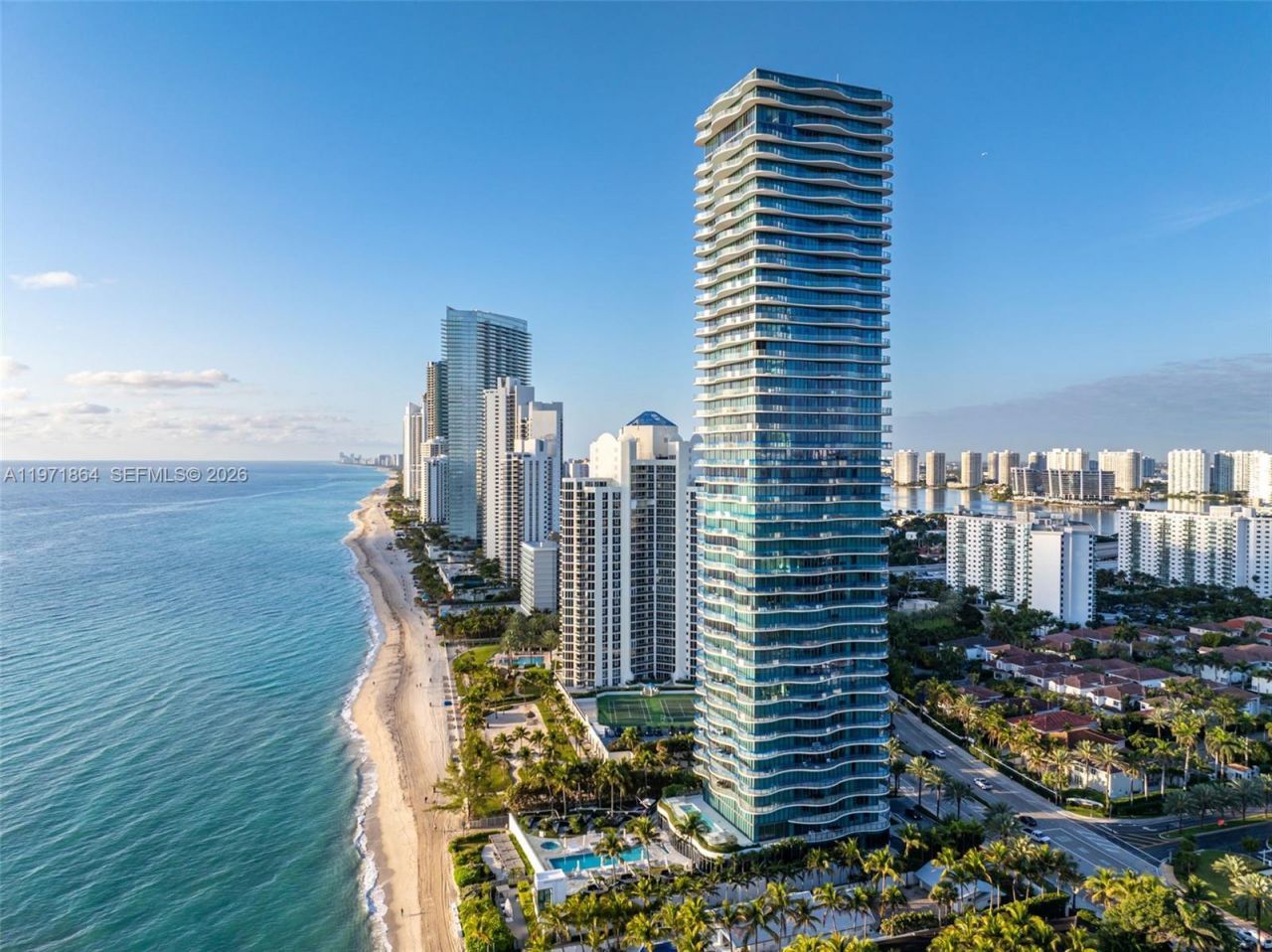 19575 Collins Ave , Unit 30, Sunny Isles Beach, FL 33160 Photo