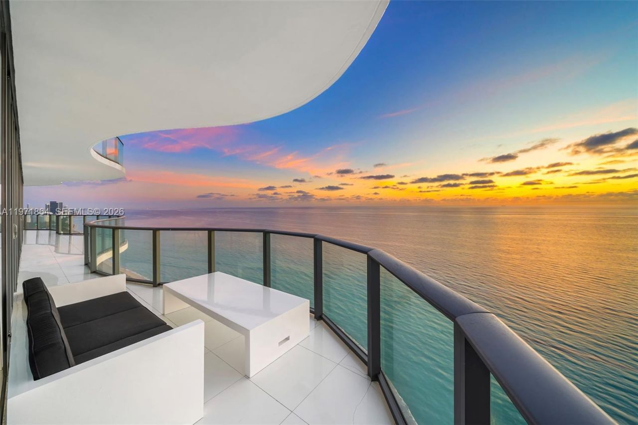 19575 Collins Ave, Unit 30, Sunny Isles Beach, FL 33160 Photo
