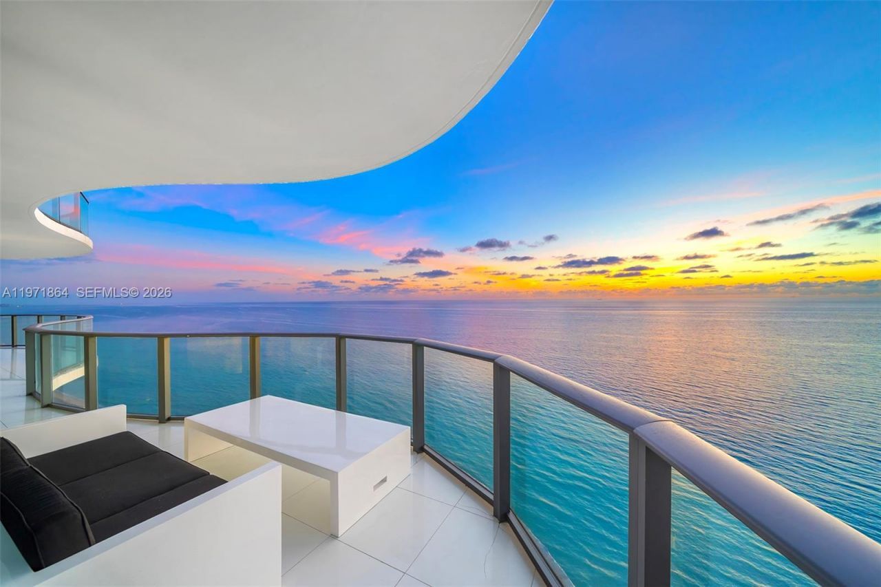 19575 Collins Ave, Unit 30, Sunny Isles Beach, FL 33160 Photo