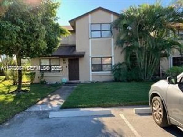 216 Lakeside Cir , Sunrise, FL 33326