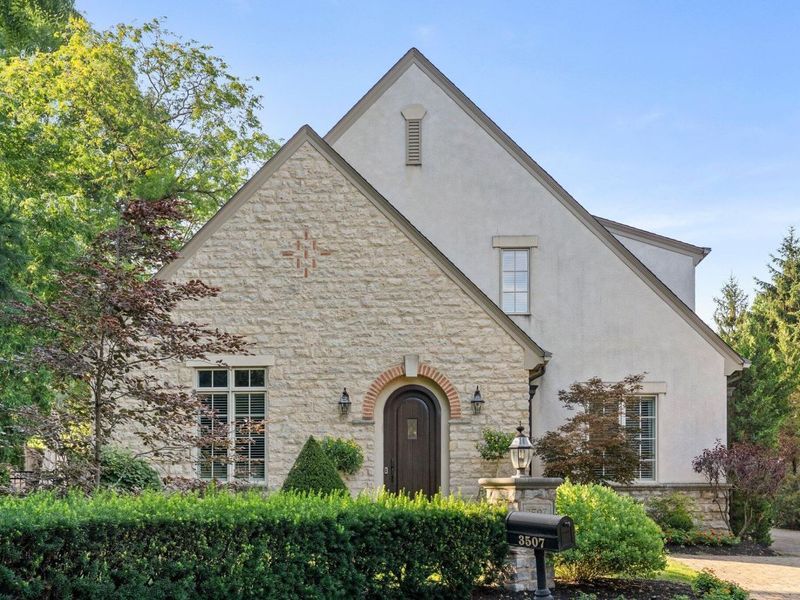 3507 River Avon Circle, Columbus, OH 43221 Photo 5