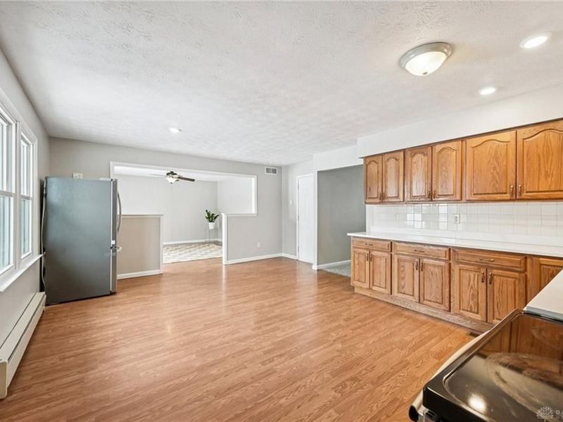 305 Eastview Drive, Urbana, OH 43078 Photo 16