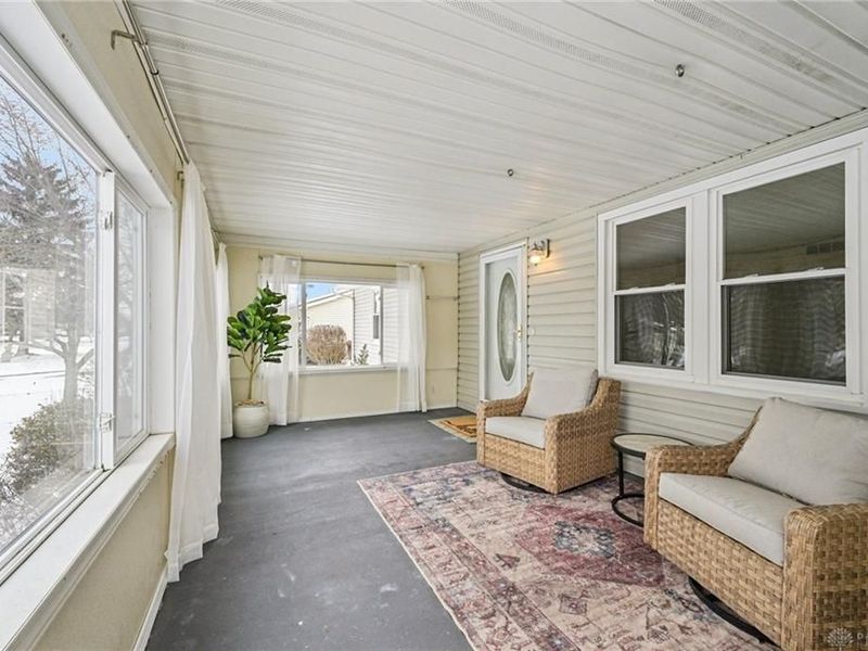 305 Eastview Drive, Urbana, OH 43078 Photo 5