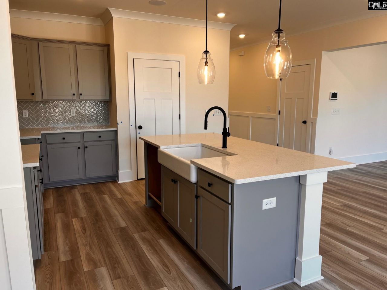 2056 Allan Crest Road  Photo 16