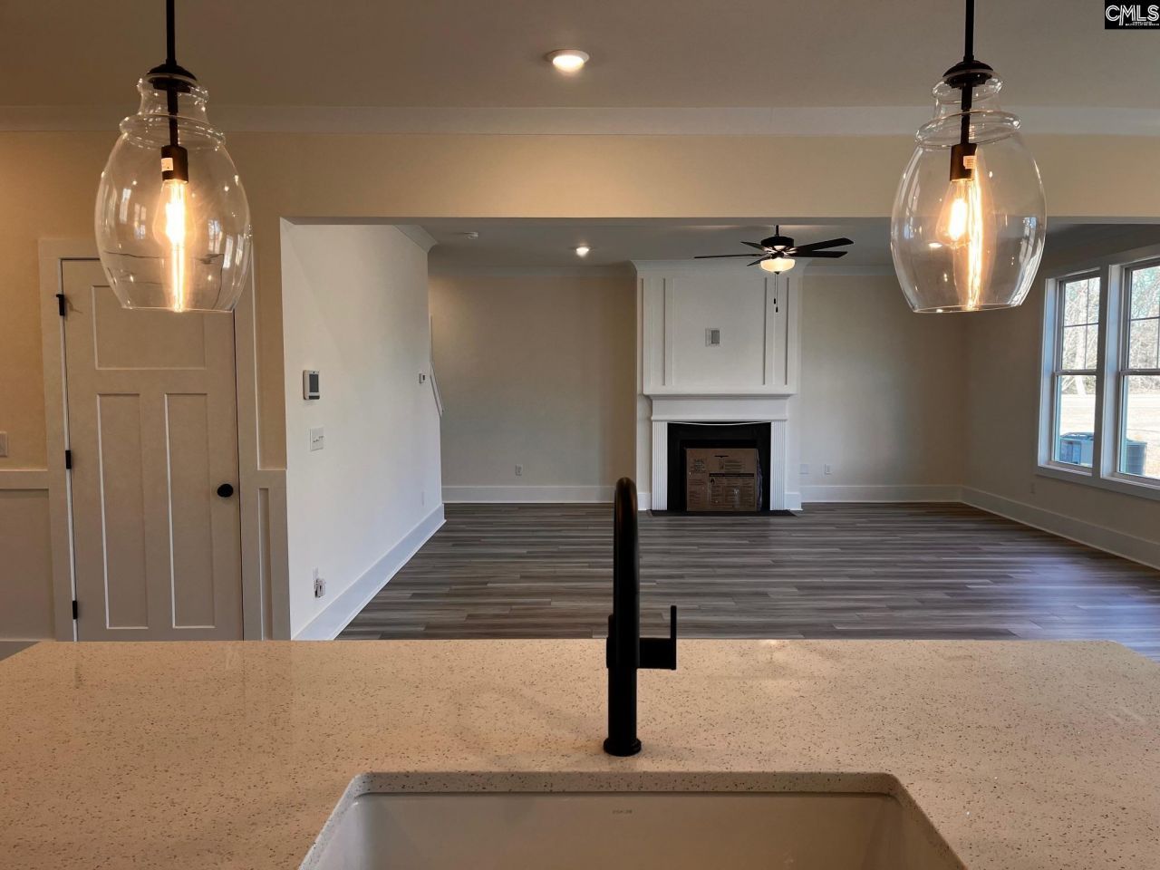 2056 Allan Crest Road  Photo 17