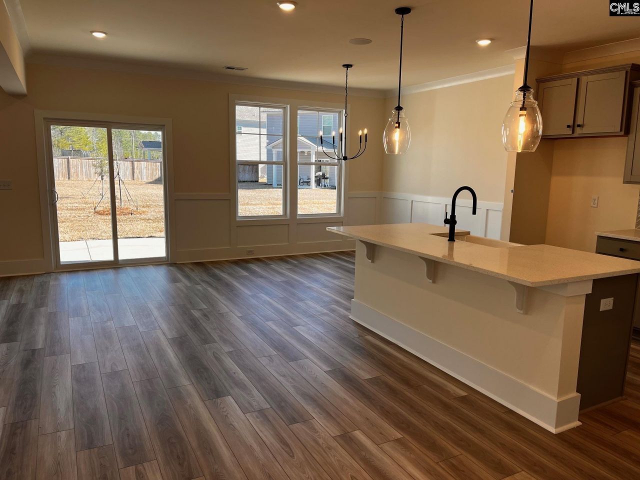 2056 Allan Crest Road  Photo 19