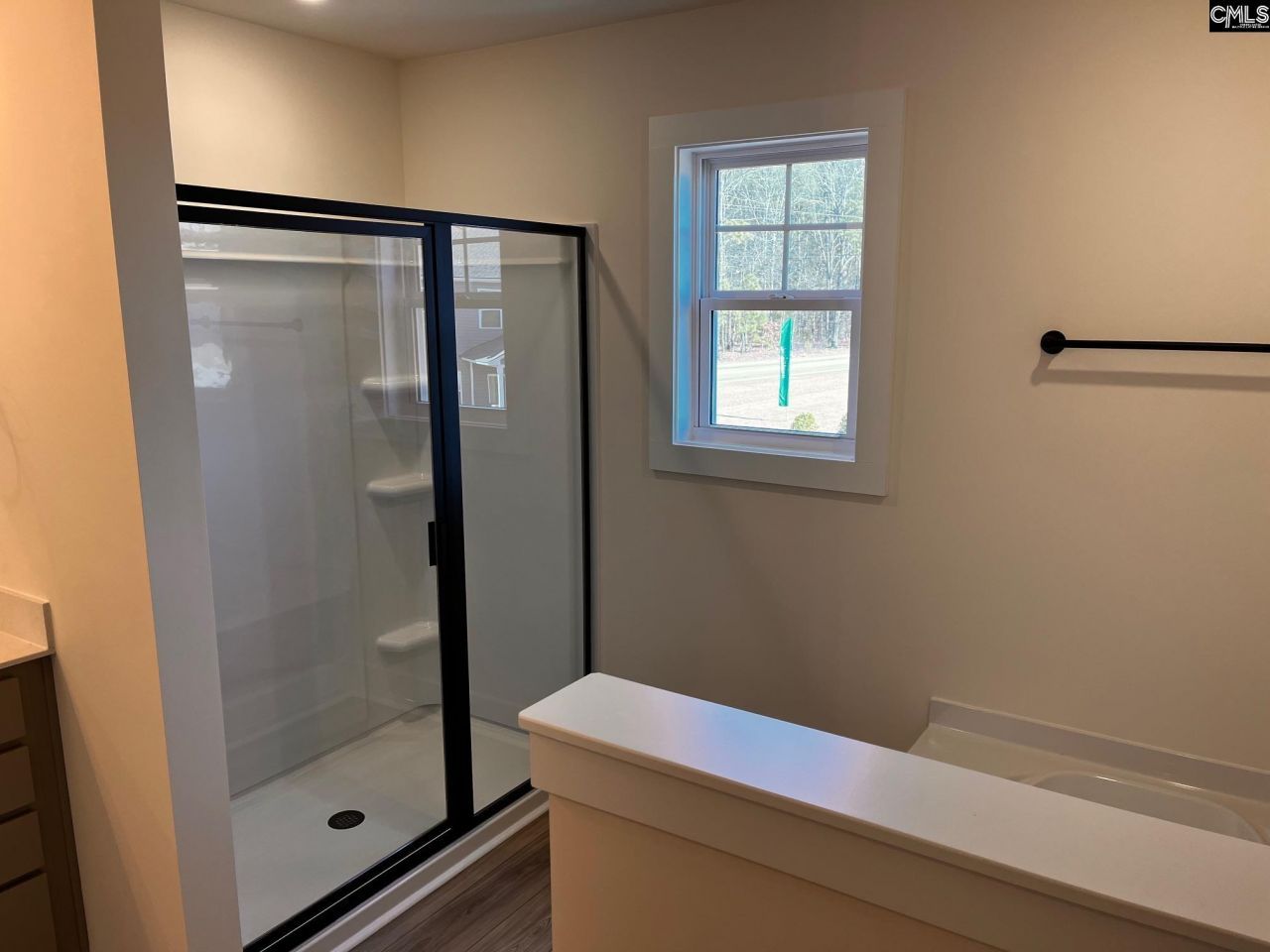 2056 Allan Crest Road  Photo 29