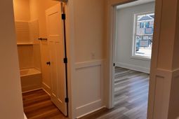 2056 Allan Crest Road  photo 4