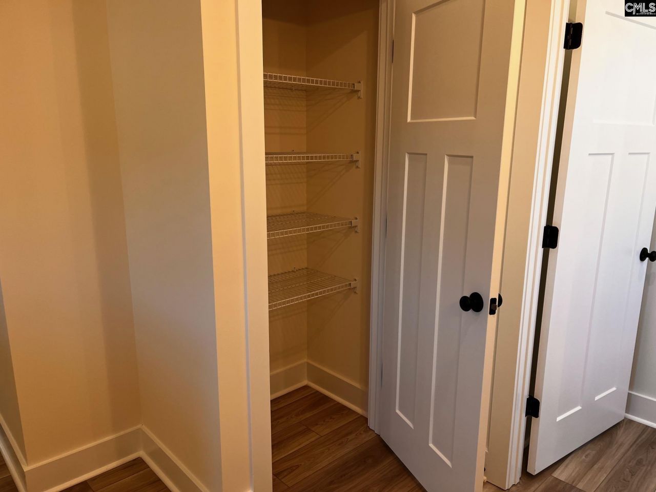 2056 Allan Crest Road  Photo 31