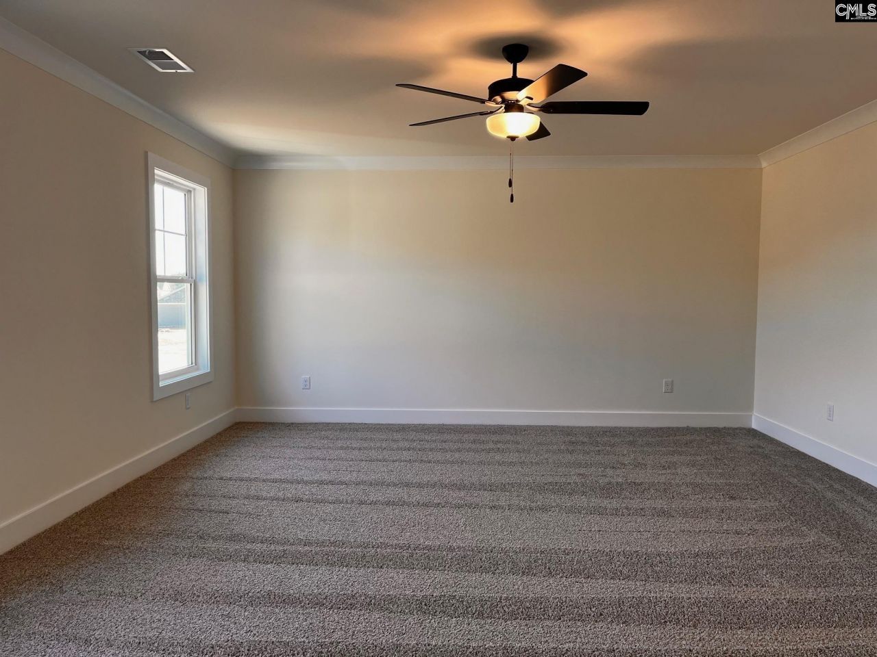 2056 Allan Crest Road  Photo 34