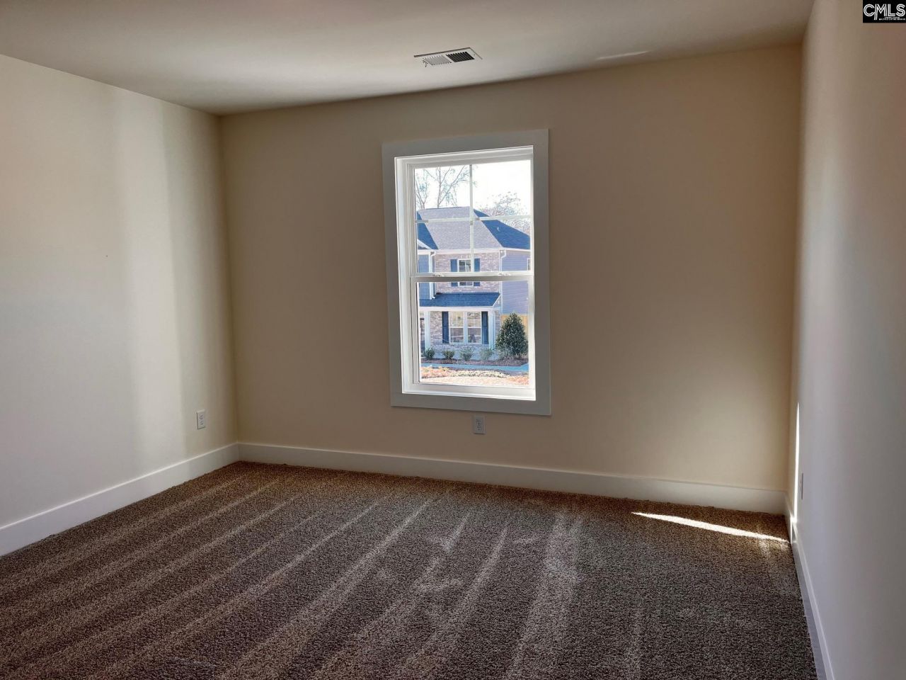 2056 Allan Crest Road  Photo 35