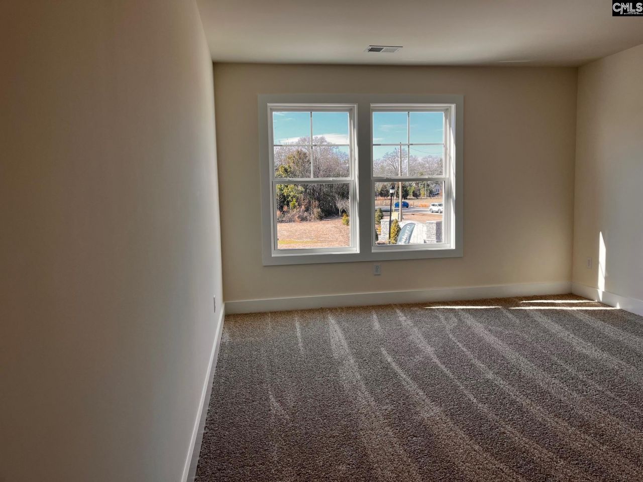 2056 Allan Crest Road  Photo 39