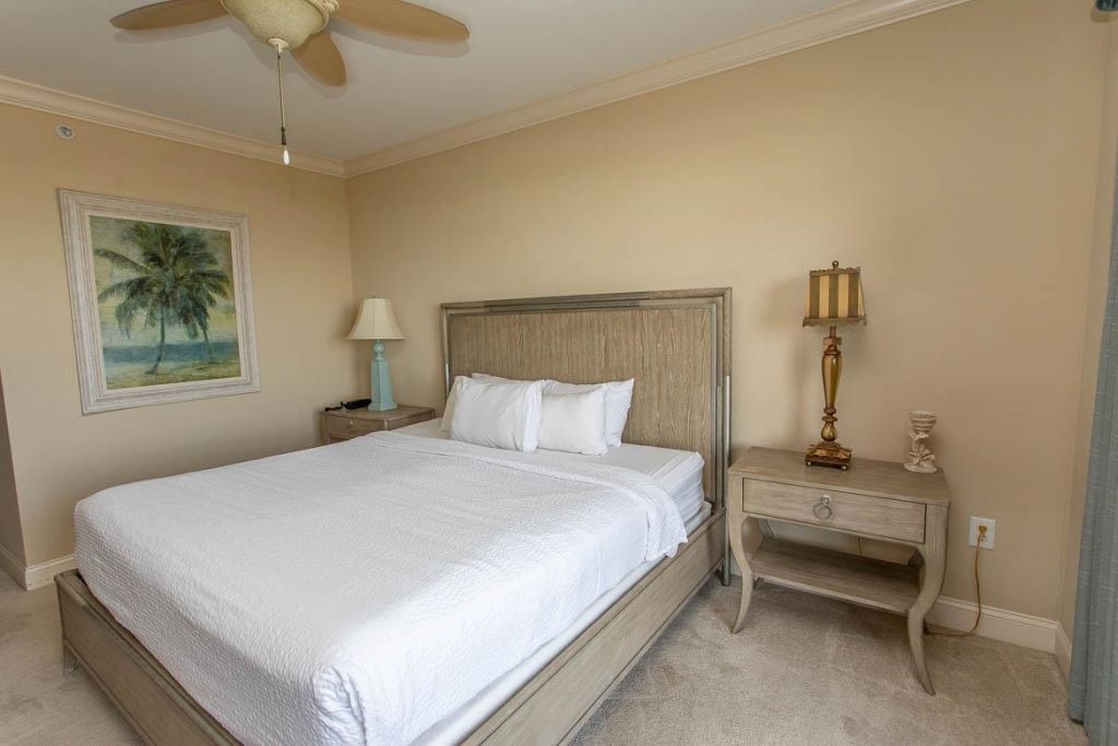 100 North Beach Blvd. Photo 28