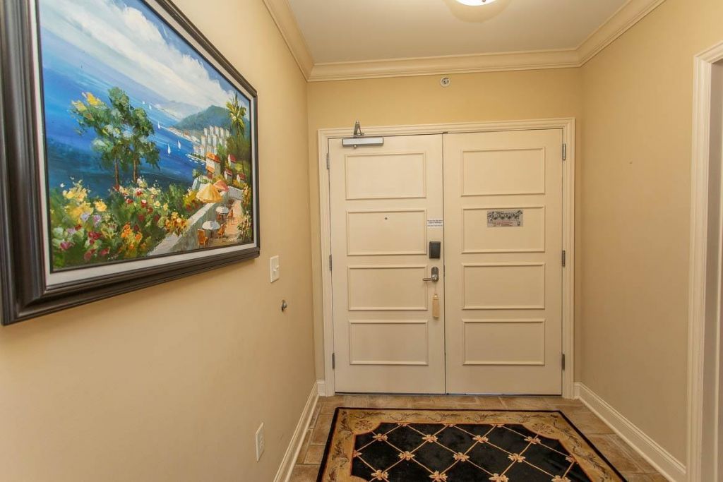100 North Beach Blvd. Photo 4