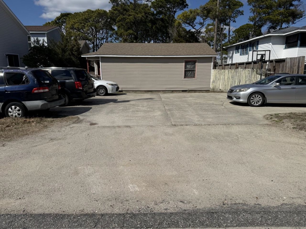 2008 Edge Dr.  Photo 13