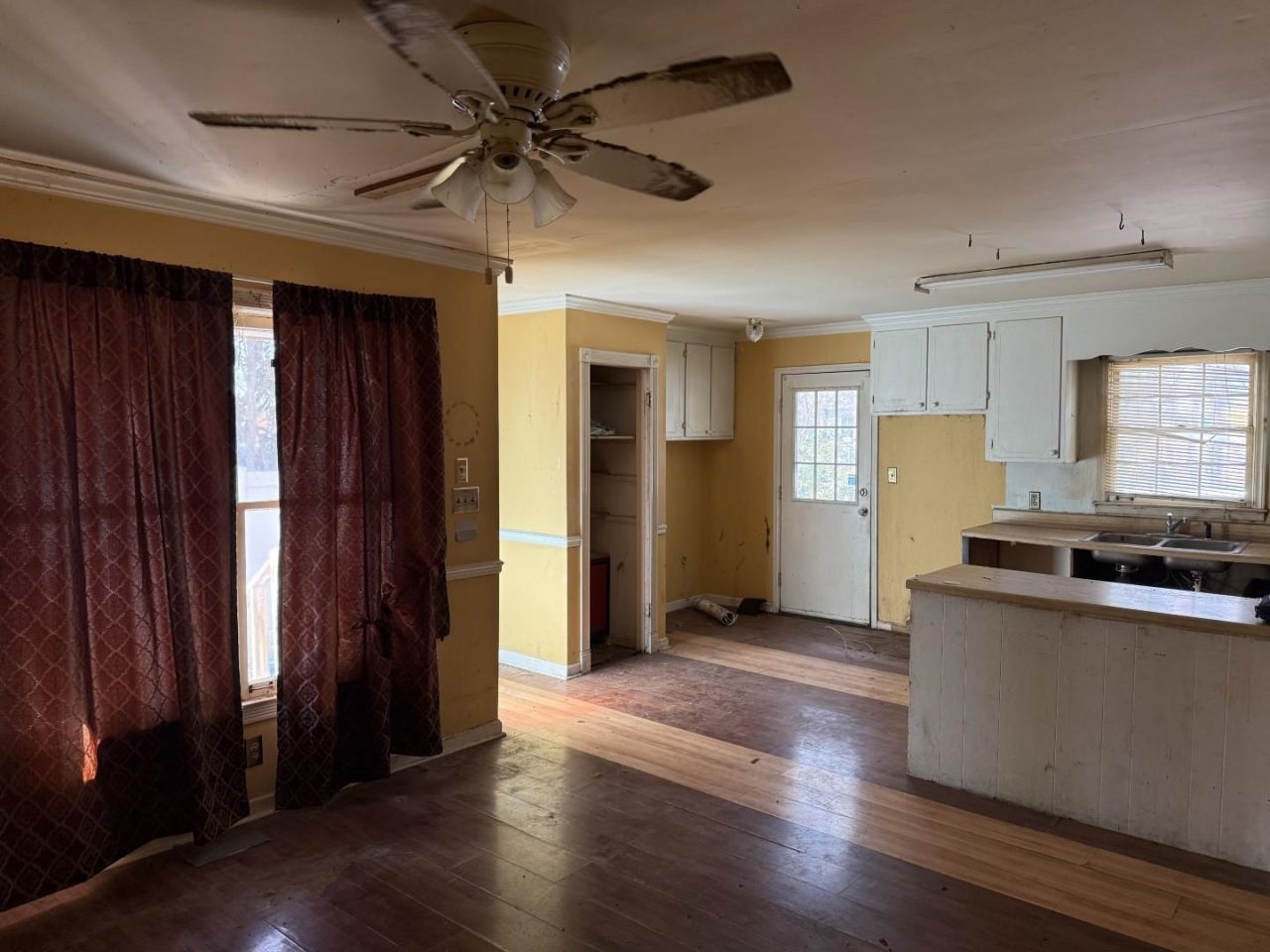 2008 Edge Dr.  Photo 16