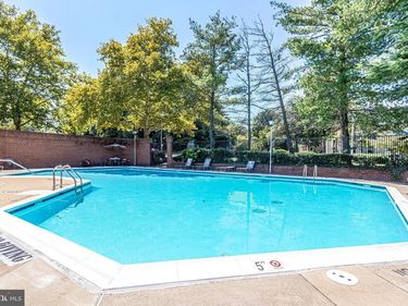 7598 L LAKESIDE VILLAGE DRIVE, Unit L, FALLS CHURCH, VA 22042