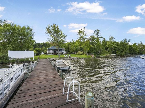 9850 Perrins Landing Drive S, Traverse City, MI 49684