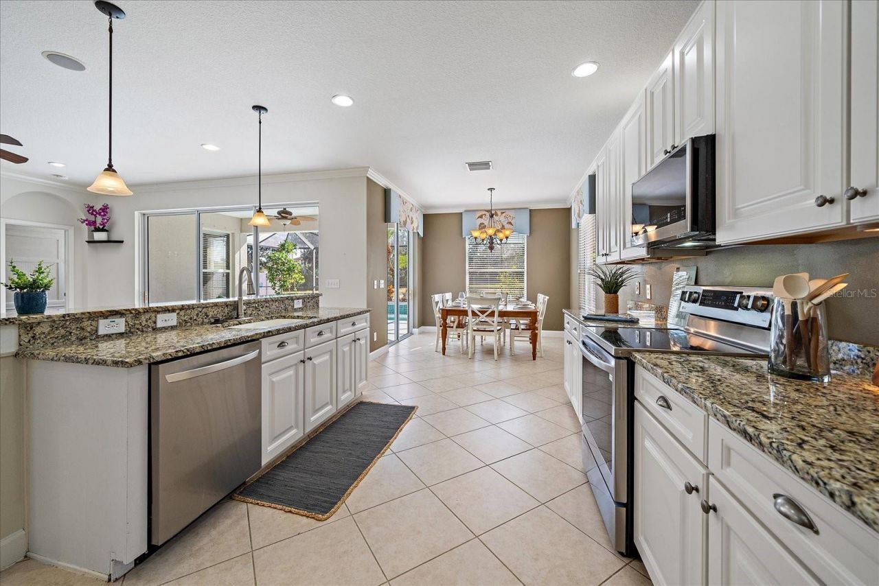 4407 67th Street E, Bradenton, FL 34203 Photo