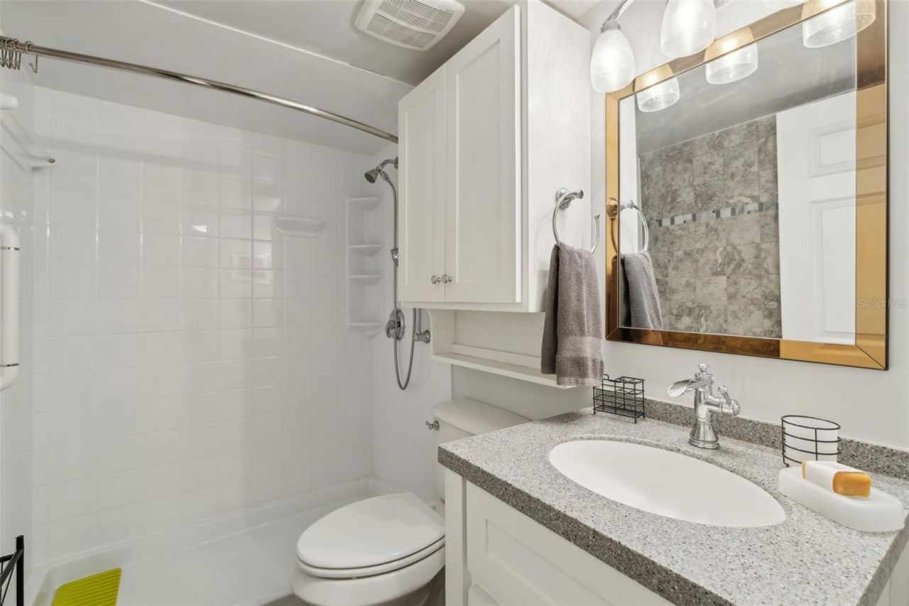 210 River Bend Place, Unit B, Welaka, FL 32193 Photo
