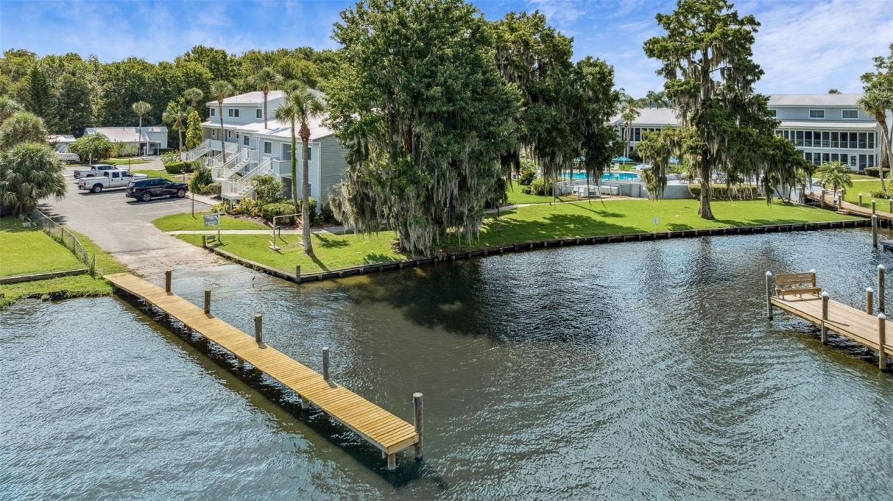 210 River Bend Place, Unit B, Welaka, FL 32193 Photo