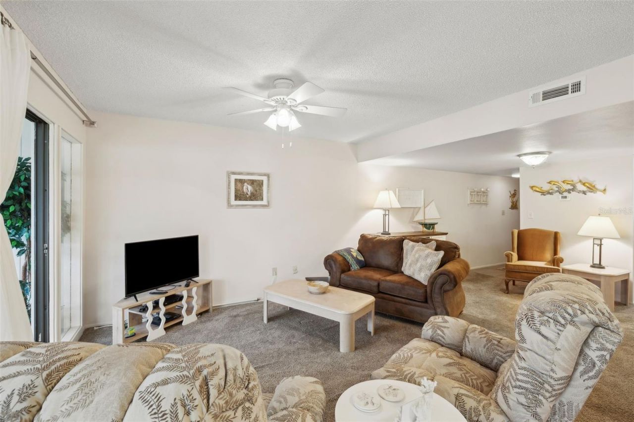 210 River Bend Place, Unit B, Welaka, FL 32193 Photo