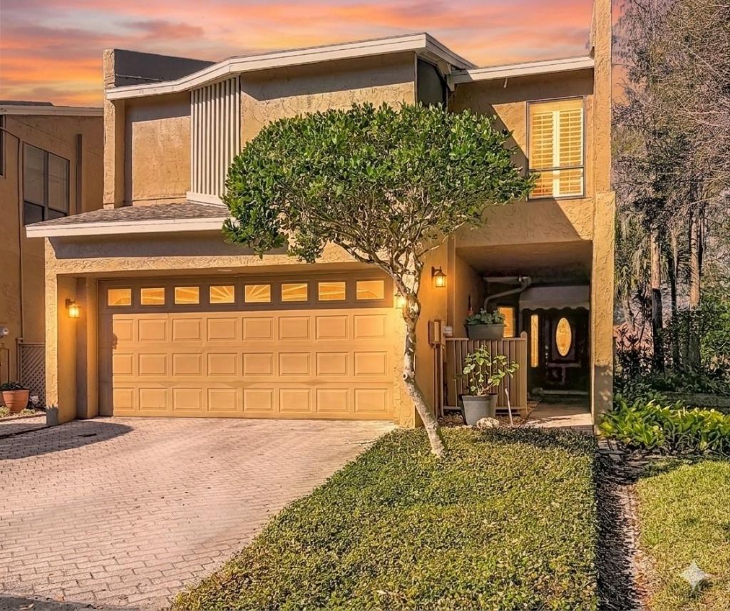 13812 Mill Cove Circle, Unit 13812, Tampa, FL 33618 Main Photo