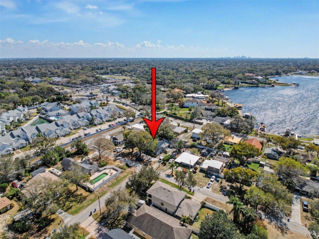 2206 Howard Lane, Tampa, FL 33612 Photo