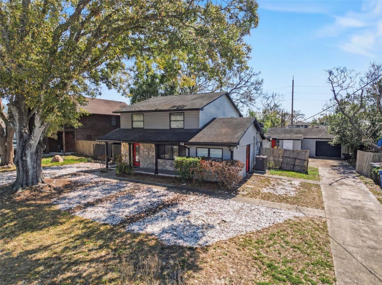 2206 Howard Lane, Tampa, FL 33612 Photo