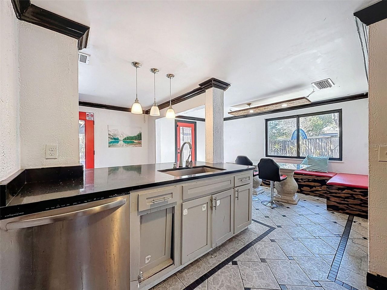 2206 Howard Lane , Tampa, FL 33612 Photo