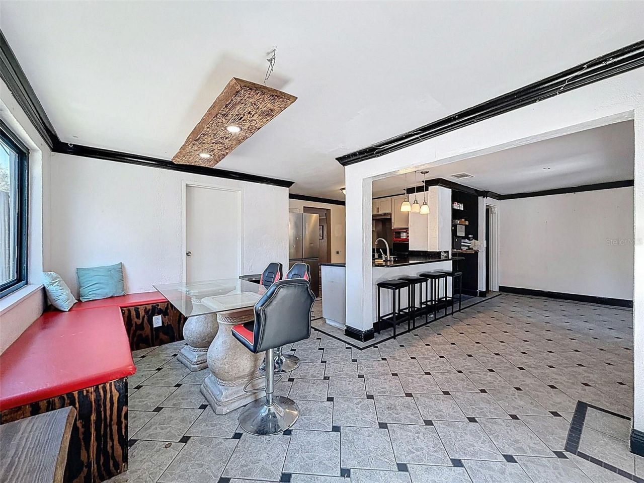 2206 Howard Lane, Tampa, FL 33612 Photo