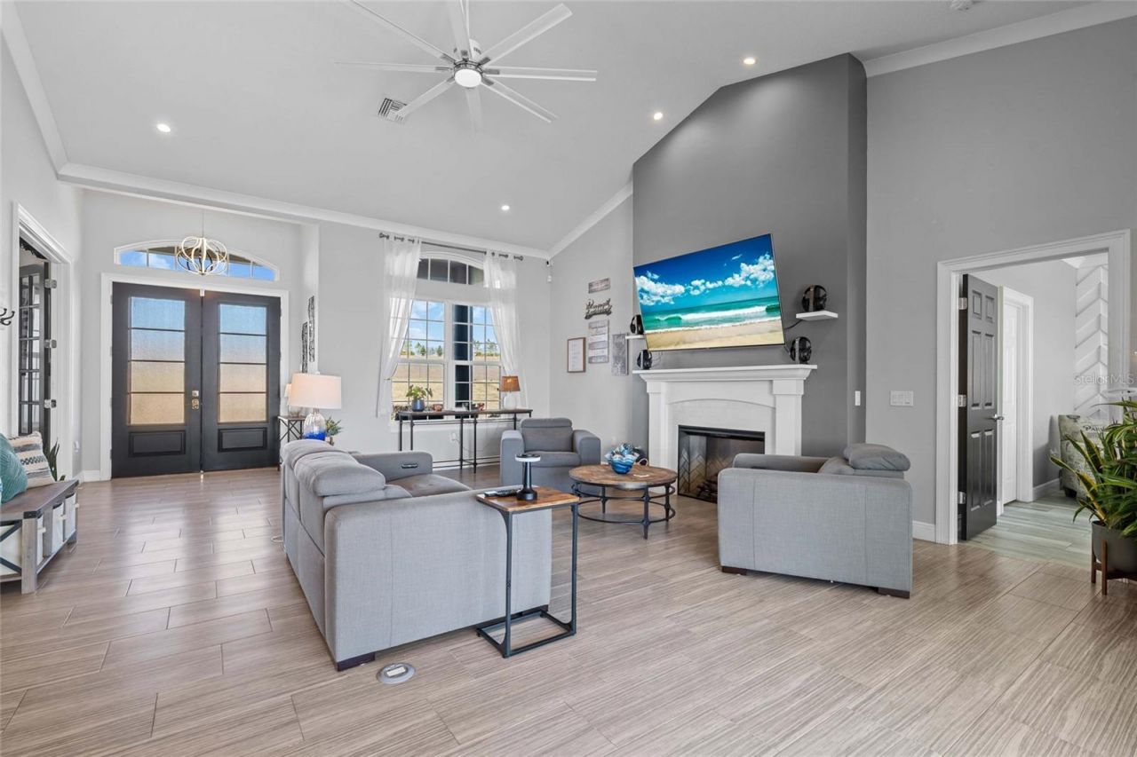 6005 Beach View Drive, Auburndale, FL 33823 Photo