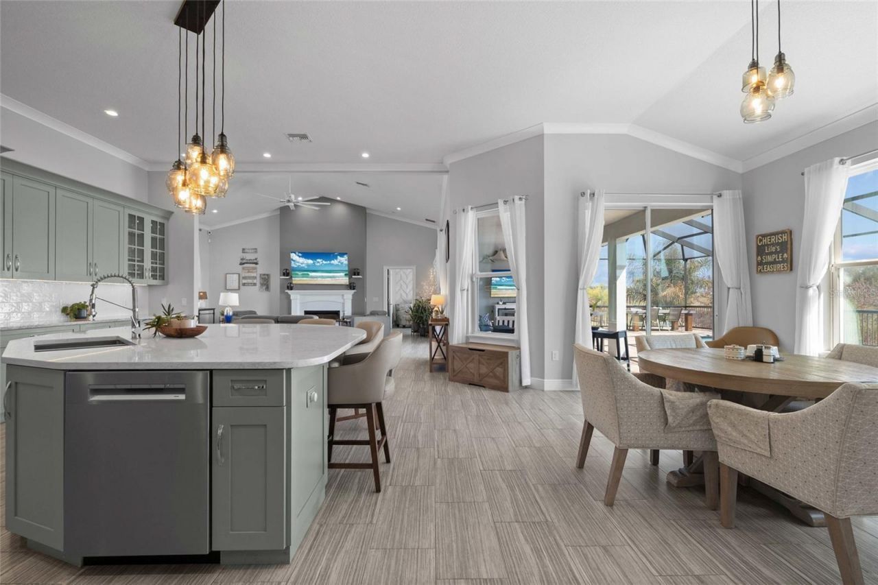 6005 Beach View Drive, Auburndale, FL 33823 Photo