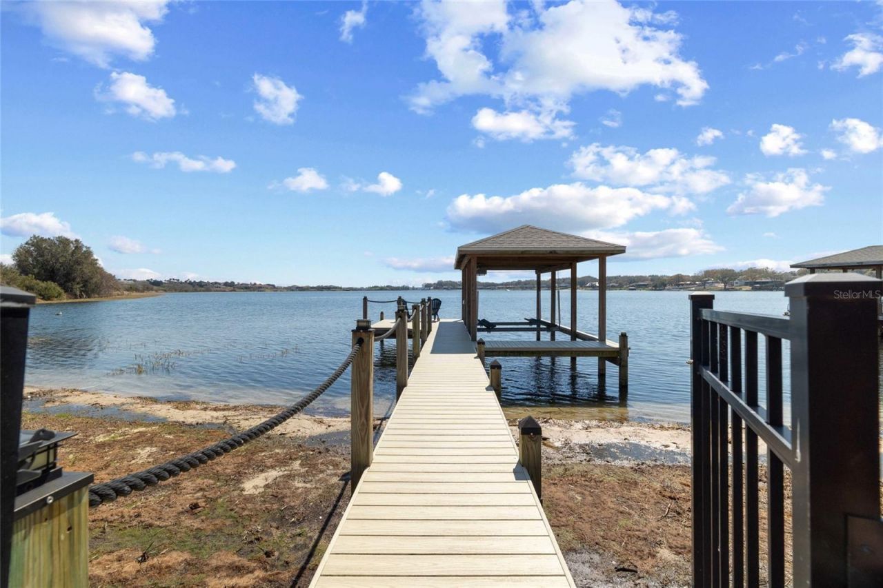 6005 Beach View Drive, Auburndale, FL 33823 Photo