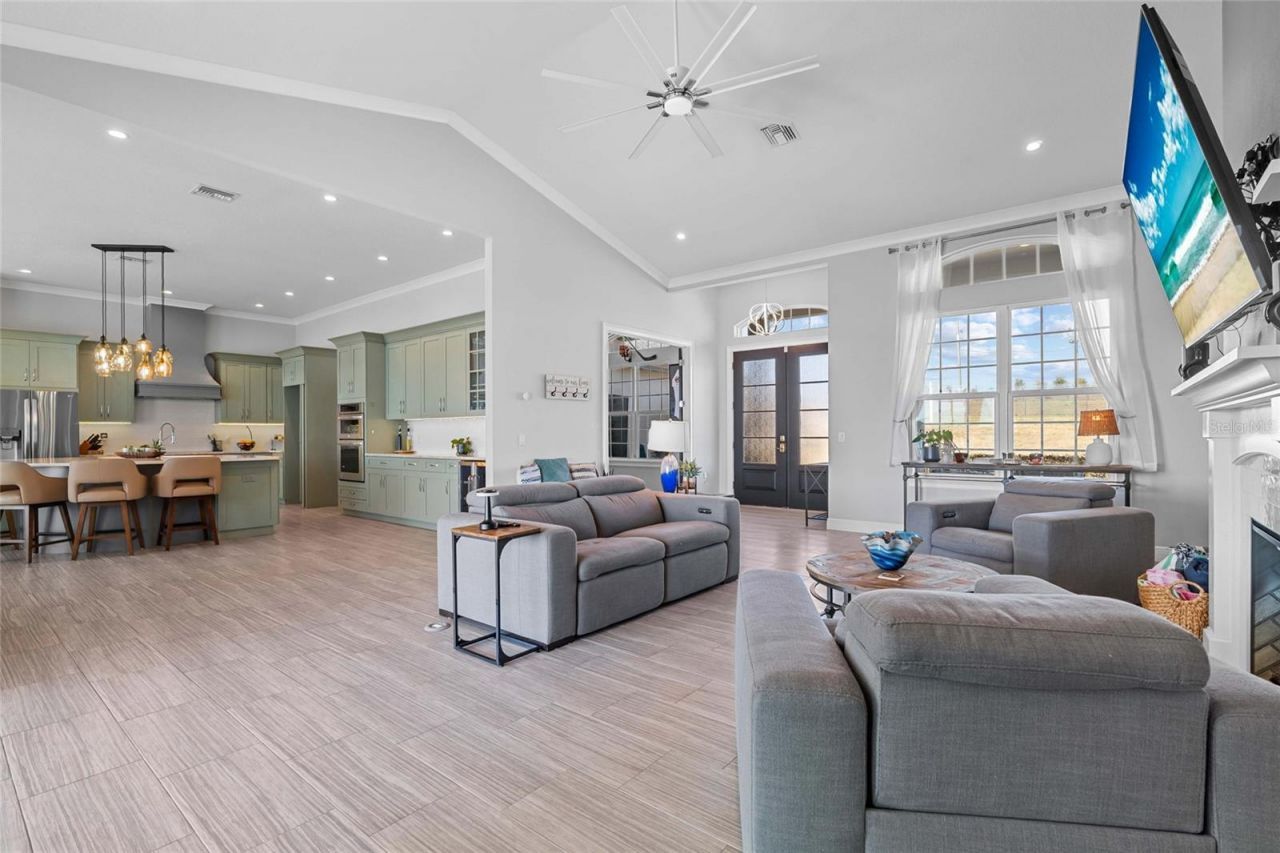 6005 Beach View Drive, Auburndale, FL 33823 Photo