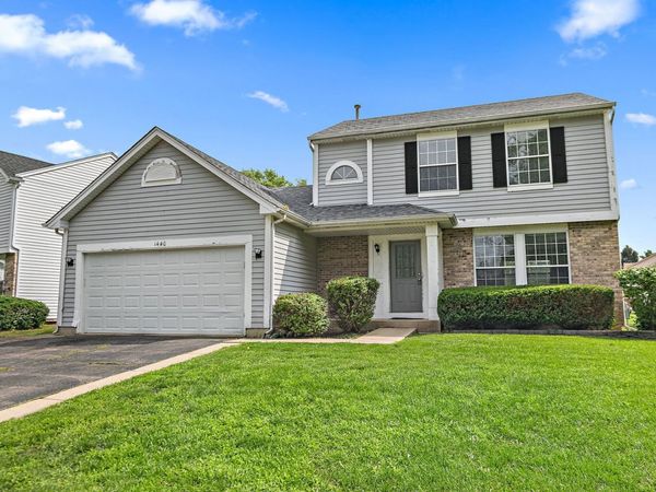 1440 Eliot Trail , Elgin, IL 60120