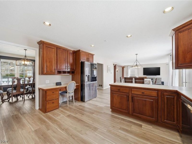 5609 Oakridge Drive, Louisville, OH 44641 Photo 17