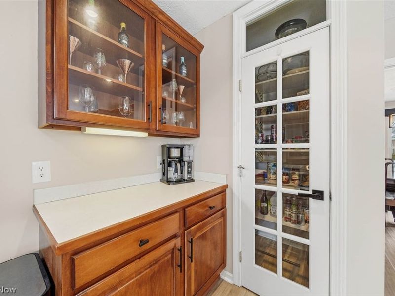 5609 Oakridge Drive, Louisville, OH 44641 Photo 18