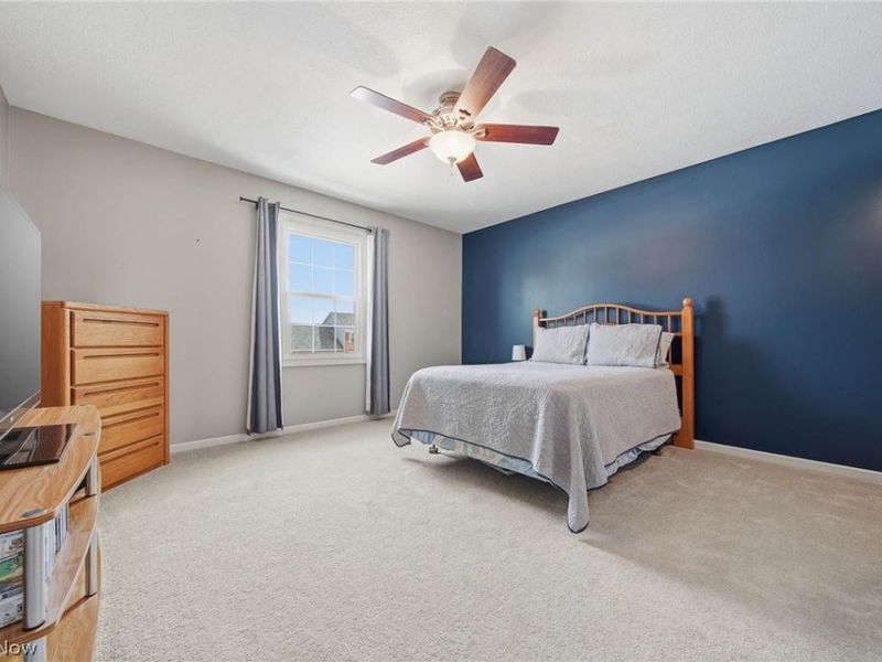 5609 Oakridge Drive, Louisville, OH 44641 Photo 37