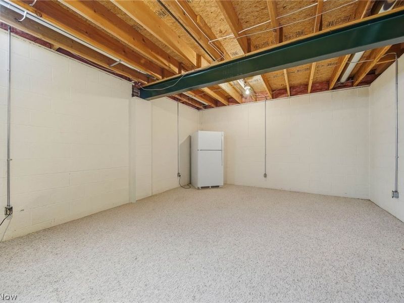 5609 Oakridge Drive, Louisville, OH 44641 Photo 44