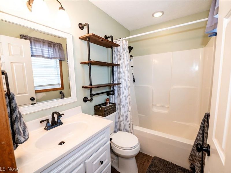 1860 Paradise Street SE, East Sparta, OH 44626 Photo 18