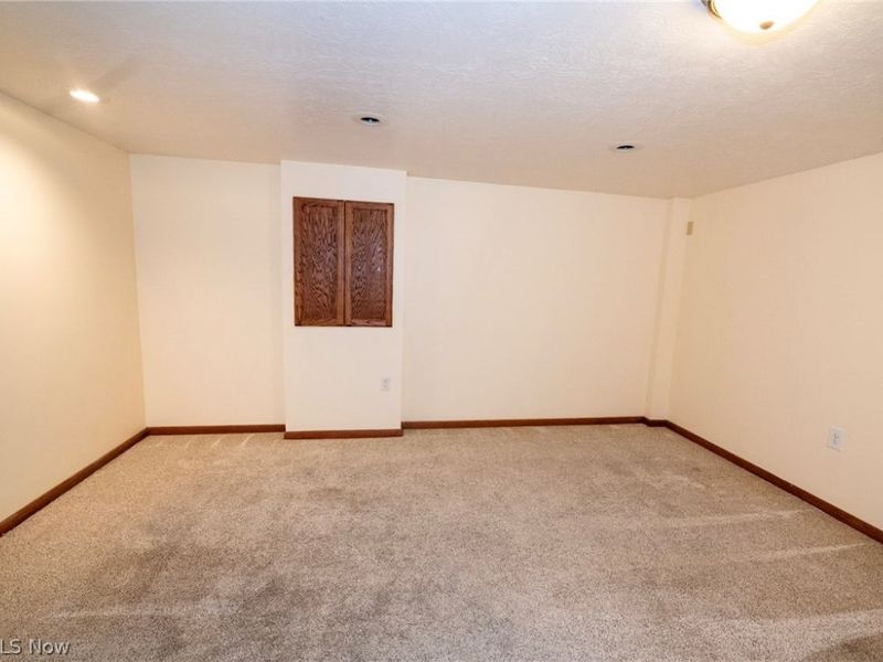 1860 Paradise Street SE, East Sparta, OH 44626 Photo 25