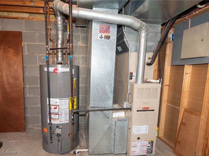 1860 Paradise Street SE, East Sparta, OH 44626 Photo 28