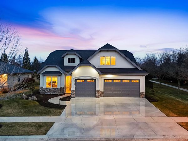 3765 W Dublin Dr, Eagle, ID 83616