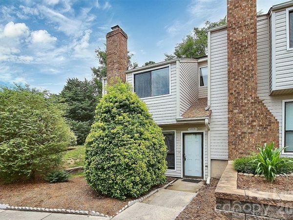 10913 Carmel Crossing Road , Charlotte, NC 28226