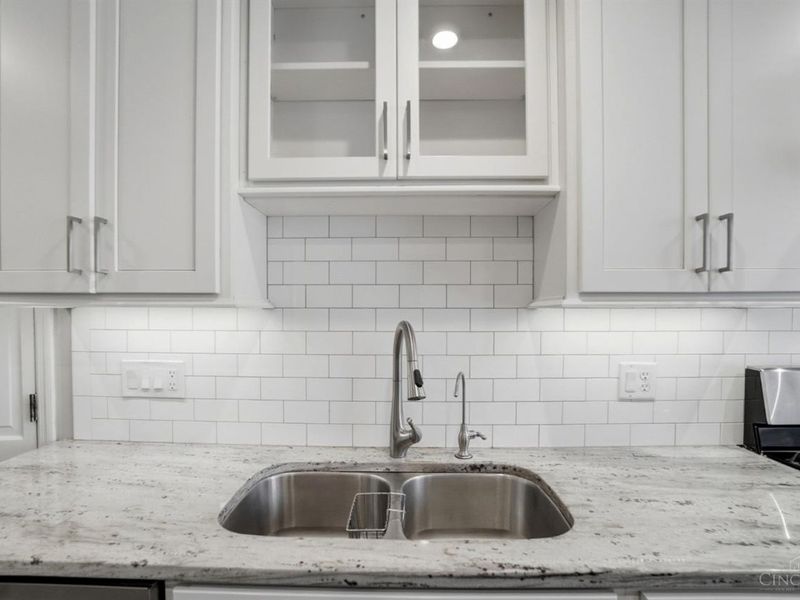 8677 Shagbark Drive, Sycamore Township, OH 45242 Photo 17