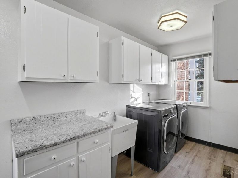 8677 Shagbark Drive, Sycamore Township, OH 45242 Photo 25