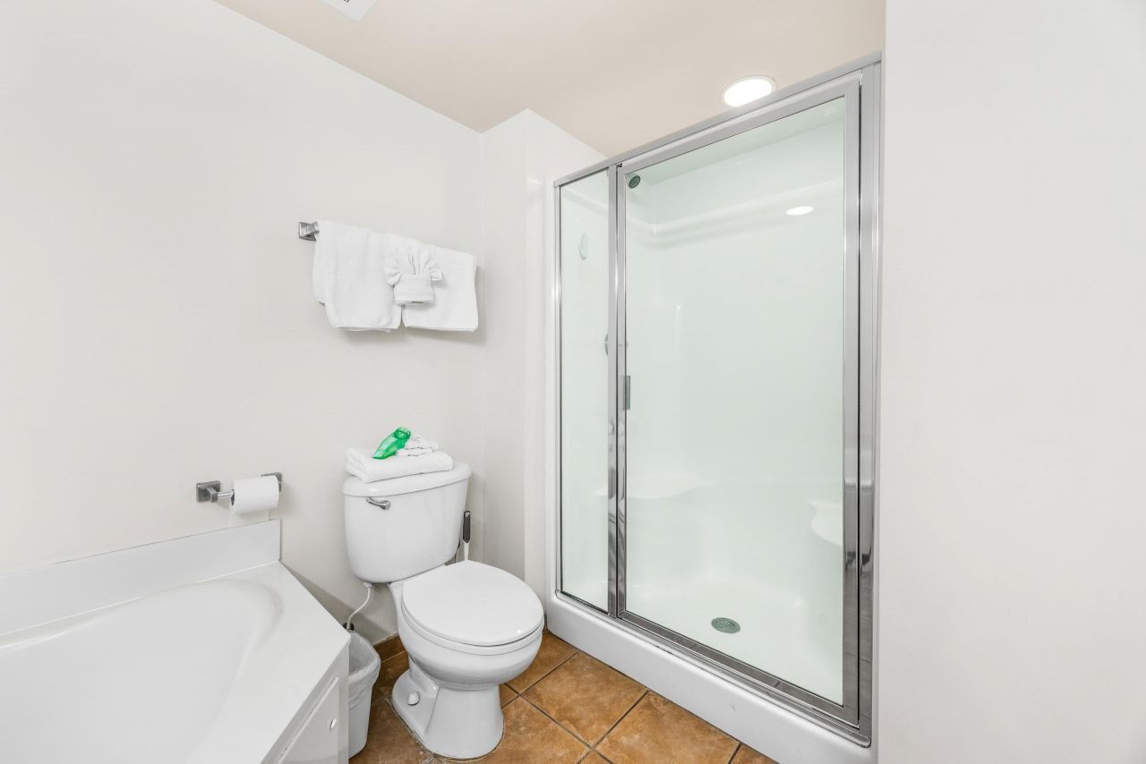 1707 Perrin Dr.  Photo 24